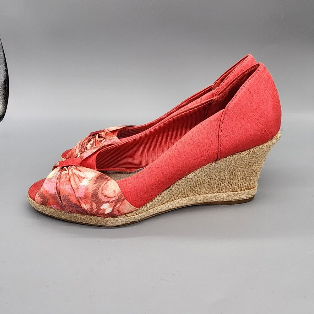 LifeStride Red Wedge Peep Toe Shoes Bow Accent Size 8 US Espadrille Look